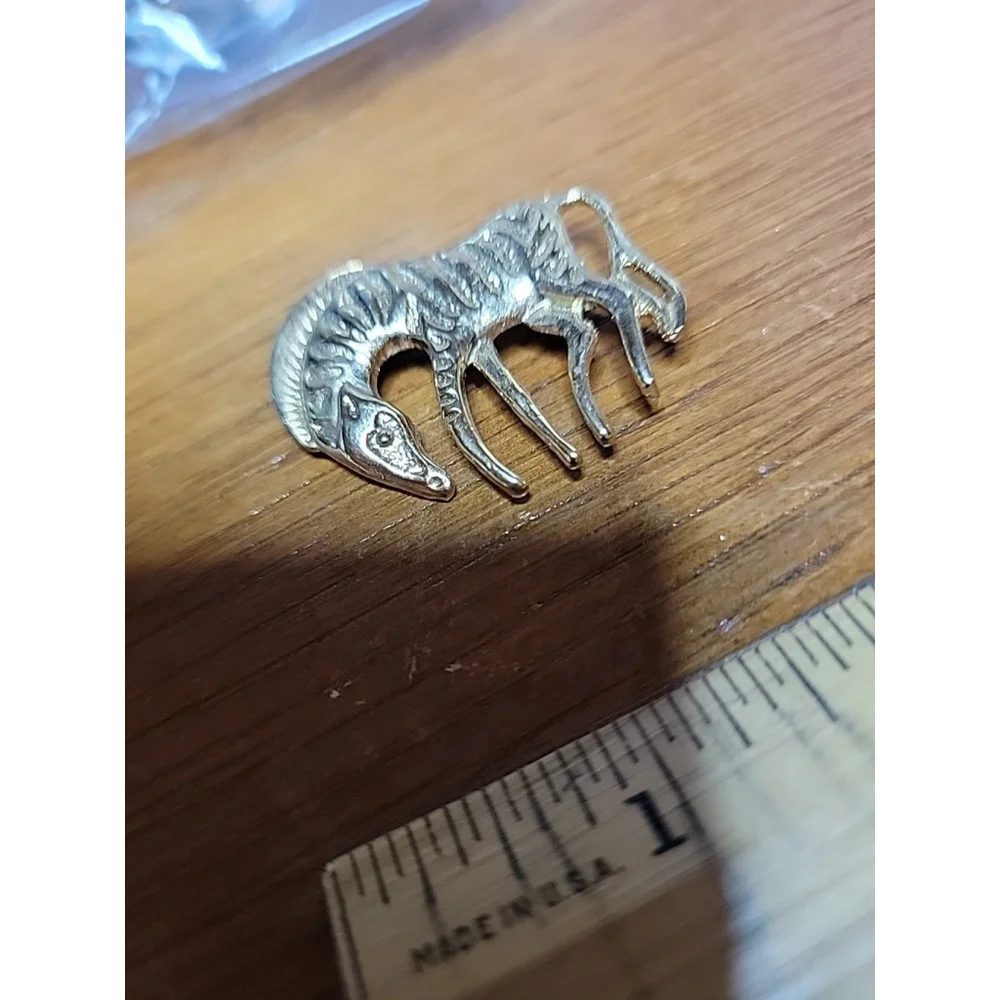 Vintage Gold Tone Alloy Modernist Animal Zebra Brooch Pin Costume Jewelry